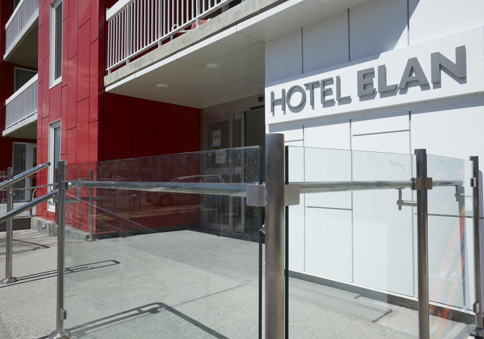 Hotel Elan YYC Eksteriør bilde